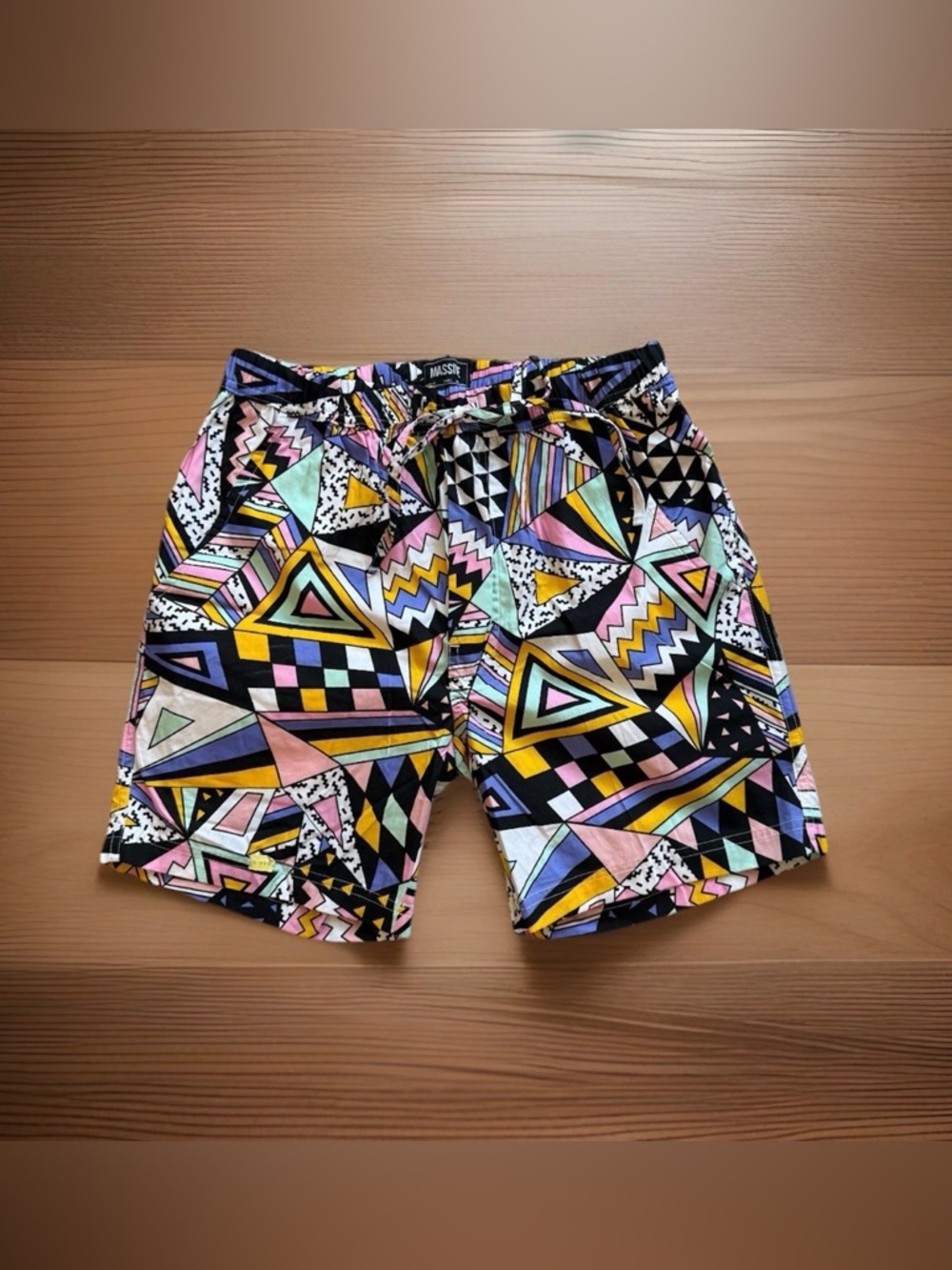MASSIVE Men's Size Small Geometric Abstract Print Shorts Retro 90s Style NWT
